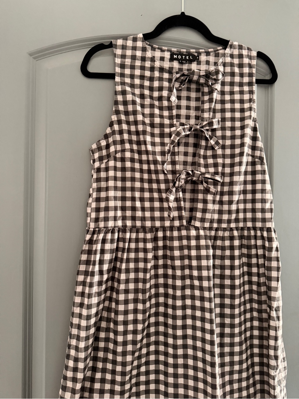 Motel Black & White with white Gingham Bow-Front Dress Sz S
